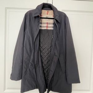 NWOT Men’s Navy Burberry Mid-length Rain Coat sz Medium
